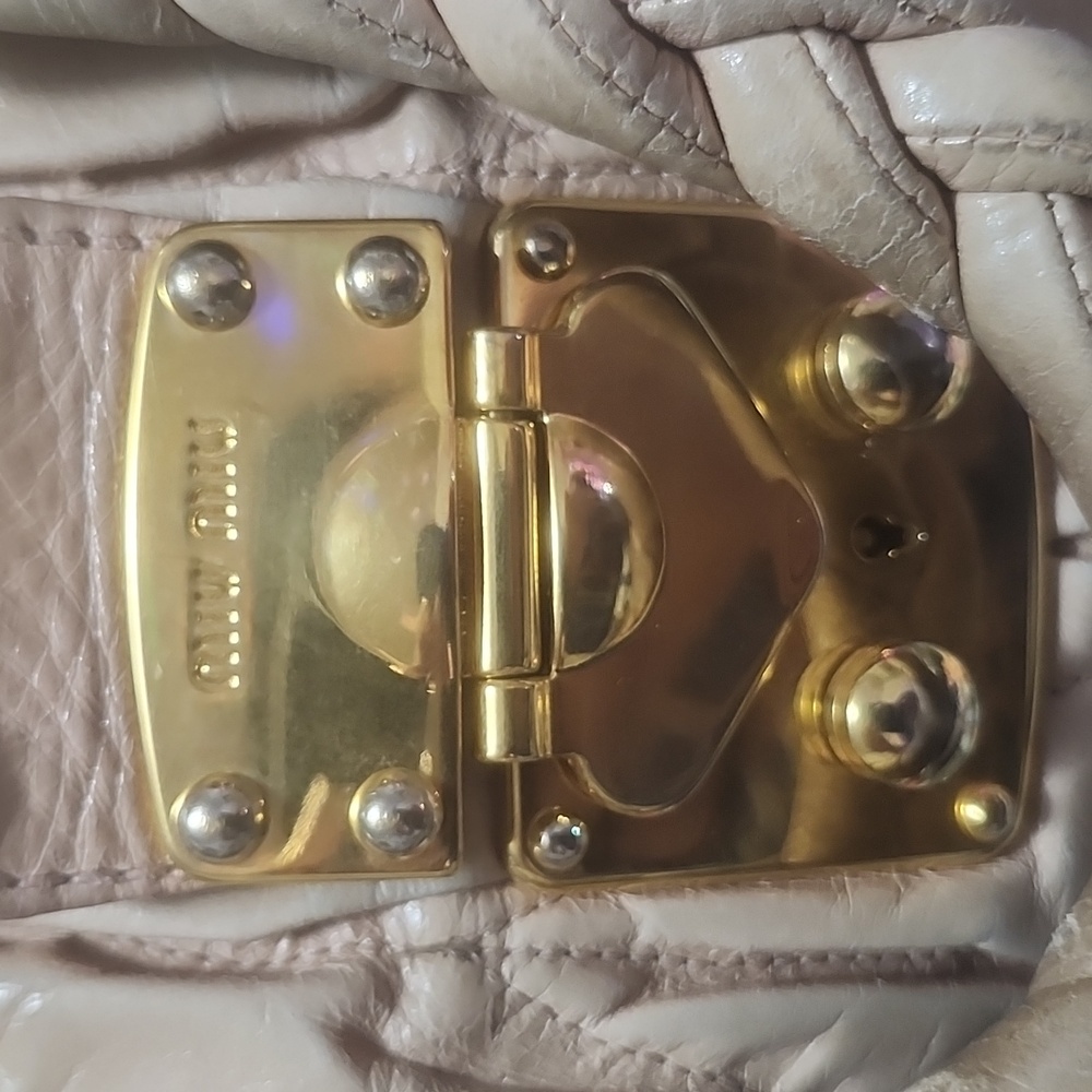 Miu Miu Cream Mpatelasse Leather Women's Bag - Picture 2 of 16